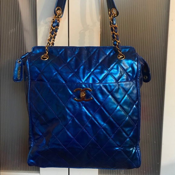 CHANEL Handbags - Authentic Large Vintage Chanel Bag